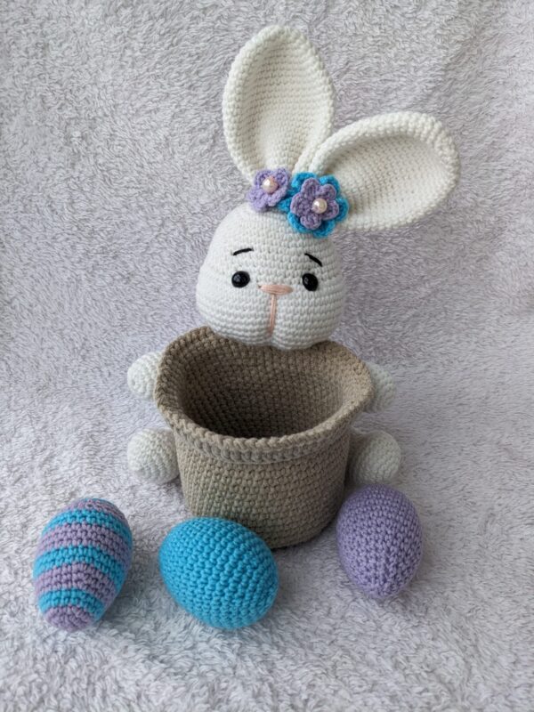 Decoratiune de Paste - Iepuras si Cosulet