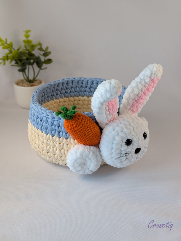 Cosulet crosetat - decoratiune crosetata handmade pentru Paste, Crosetiq