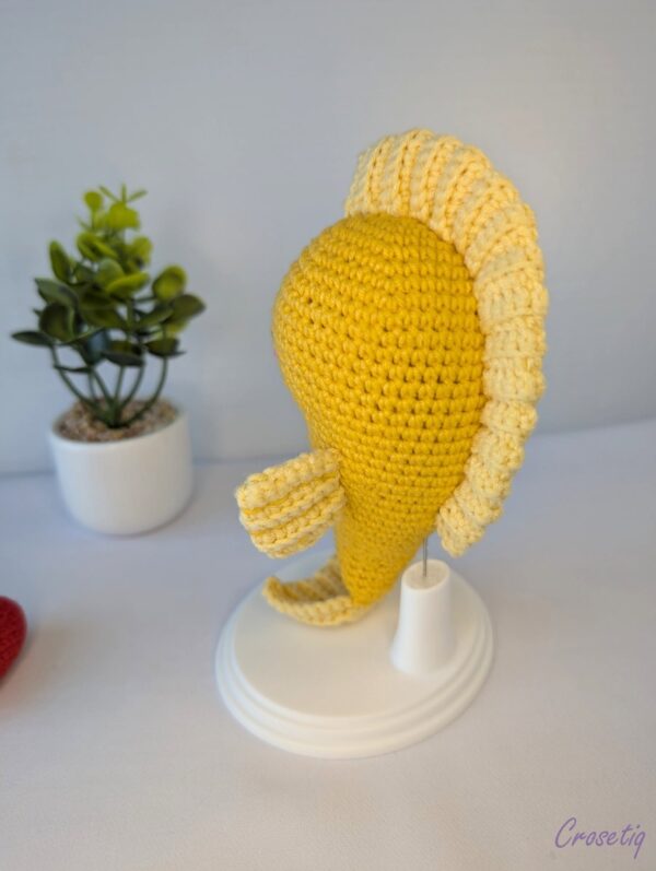 Luigi - peștișor auriu croșetat Luigi - peștișor auriu croșetat - jucarie crosetata handmade, Crosetiq