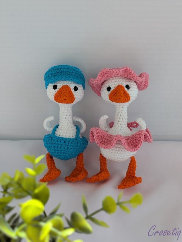 Gâsculită crosetata Goguța Gâsculită crosetata Goguța - jucarie crosetata handmade, Crosetiq